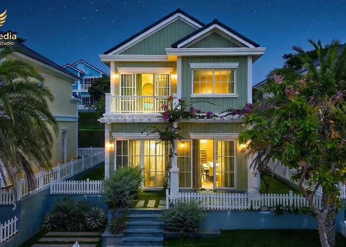 Khách sạn Novaworld Luxury Seaview 5*